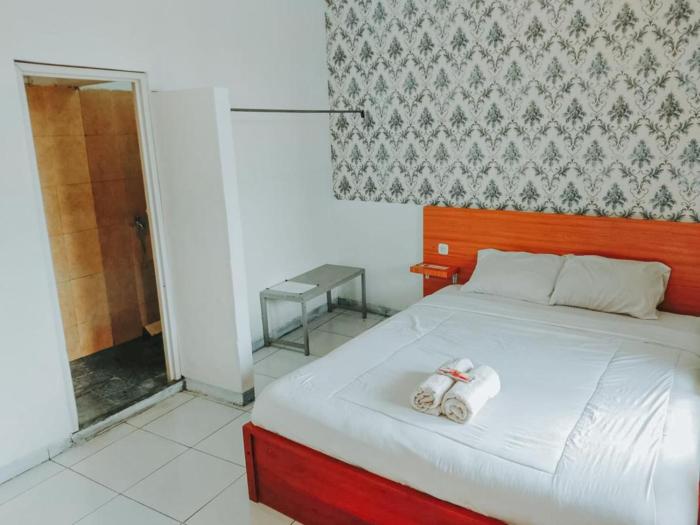 de luck homestay near alun alun sidoarjo