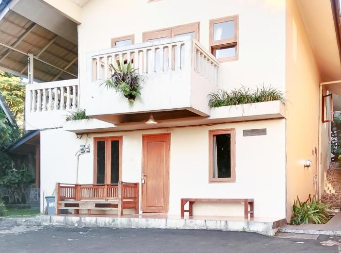 Villa D'oasis 2 Puncak Mitra Reddoorz,,2 star