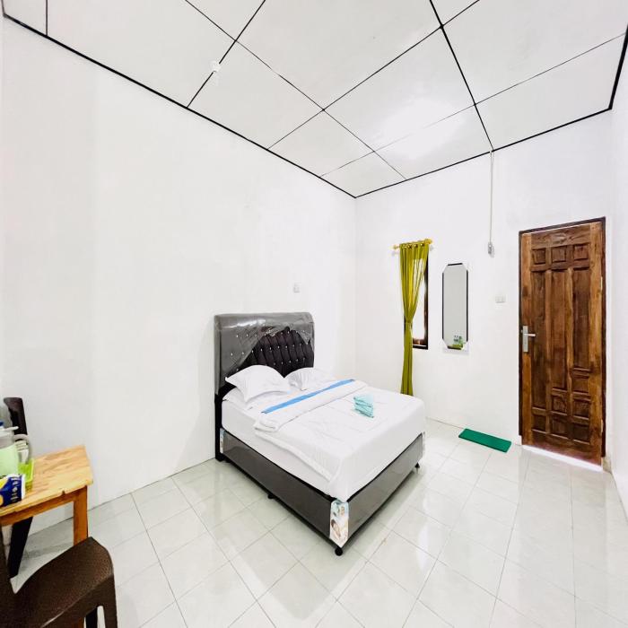 Kempu Tigan Homestay Berastagi Mitra Reddoorz,,2 star