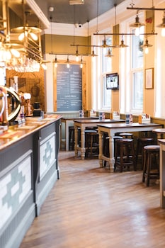 The Black Lion Hotel,Manchester City Centre>>Greater Manchester,2.5 star