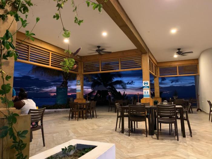 Paraiso Rainforest And Beach Hotel,Cuyamel>>Cortes,3.5 star