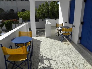 nissos thira hotel