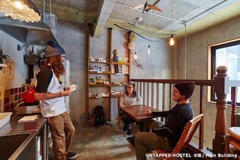 untapped hostel