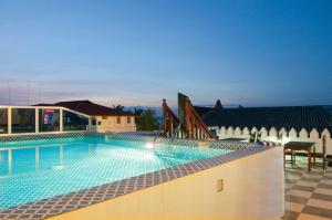 forodhani park hotel