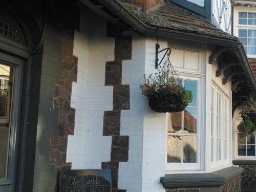 The Castle Inn,Combe Martin>>Bristol,3 star