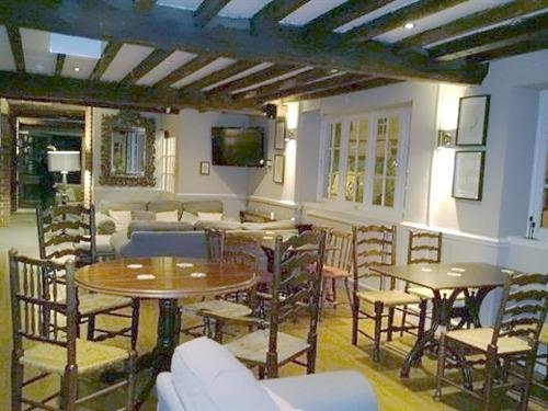 The Castle Inn,Combe Martin>>Bristol,3 star