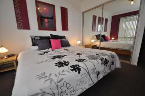 Beachfront Apartments Narooma,Eurobodalla>>Bermagui,5 star