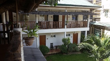 Fat Jimmy's Resort Boracay,Boracay>>Balabag,2 star