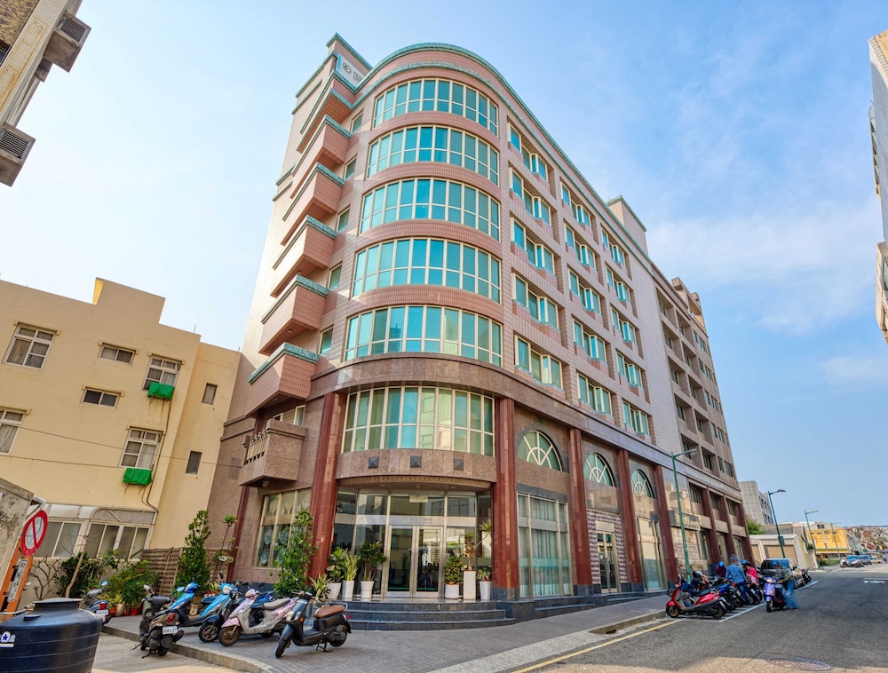 Jih Lih Hotel,Magong>>Huxi,3 star