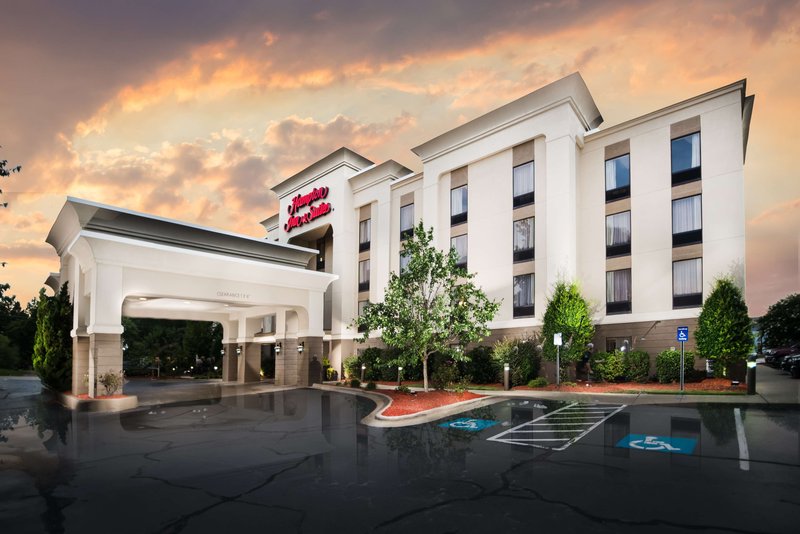 Hampton Inn & Suites Wilson I-95,Rocky Mount>>Raleigh,2.5 star