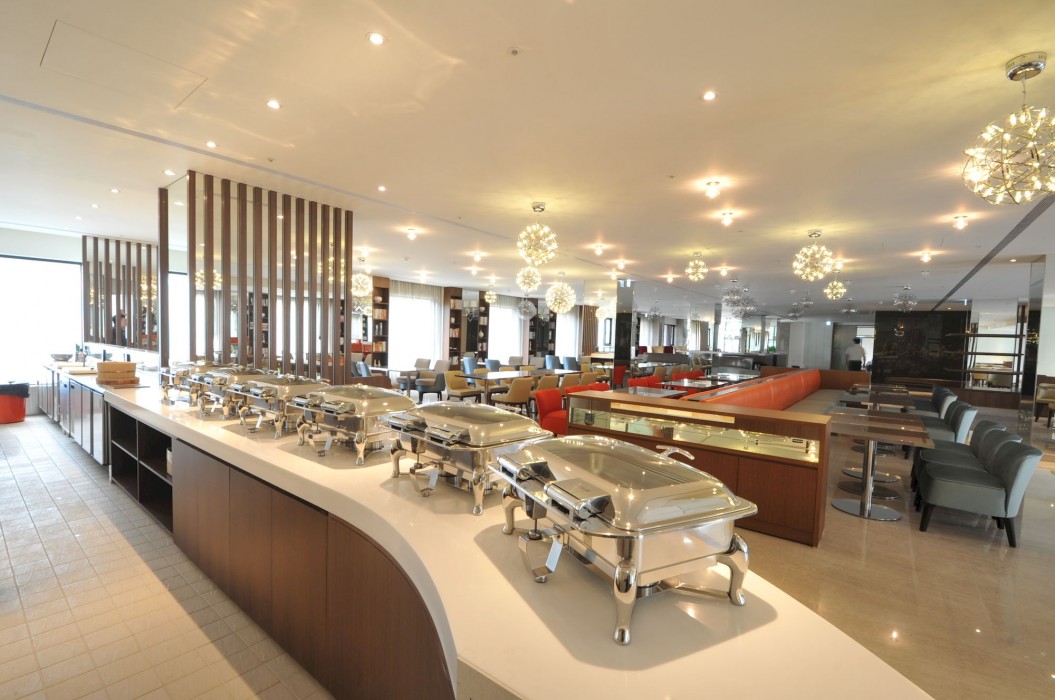 Kaohsiung International Plaza,Pingtung City>>Kaohsiung,4 star