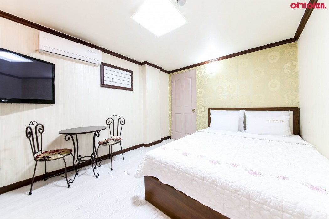 Goodstay Grand Motel Chuncheon,Chuncheon-Si>>Chuncheon,2 star
