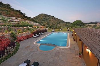 kumbhalgarh safari camp by trulyy lake view