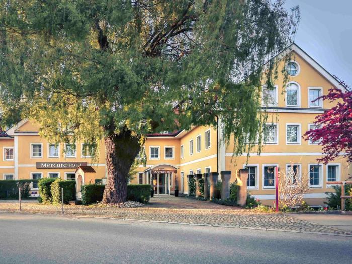 Akzent Hotel Aufkirchen,Near Erding Thermal Spa,3 star