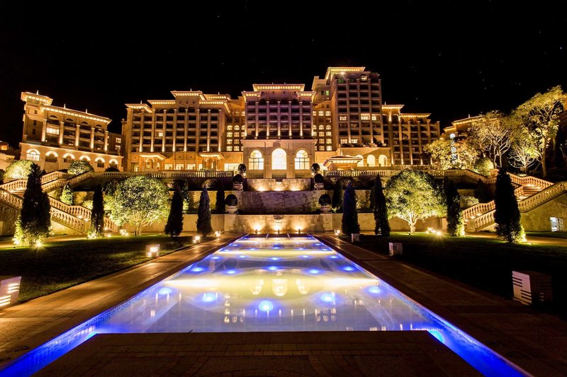 Hilton Yuxi Fuxian Lake,Kunming>>Chengjiang County,4.5 star