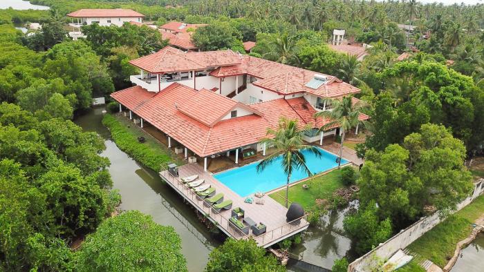 villa hundira