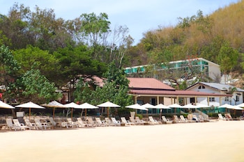ta yai beach resort