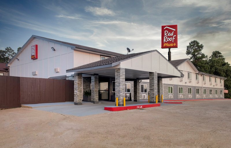 red roof inn plus huntsville