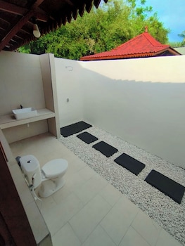 Westwood Bungalow,,3 star