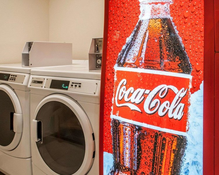 econo lodge inn and suites