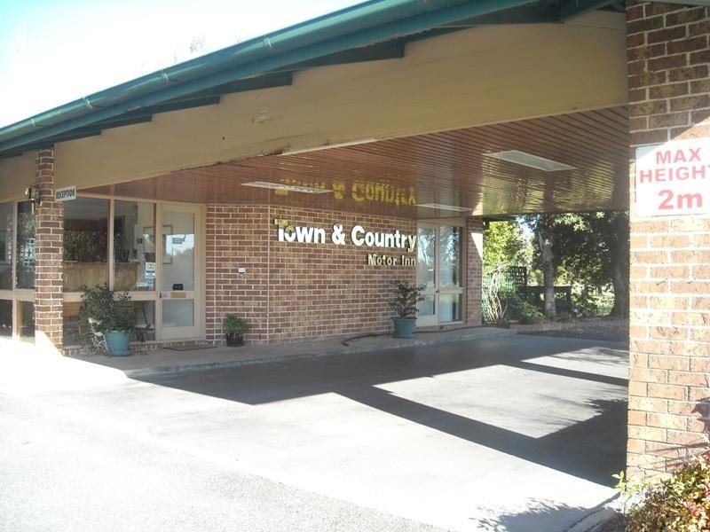 Town & Country Motor Inn Forbes