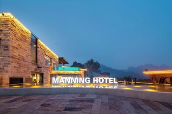 Manning Retreat,,3 star