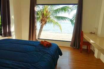 the scenery beach resort