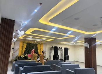 Hotel Shree Ji Palace,,3 star
