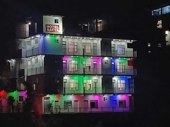 Hotel Satya,,3 star