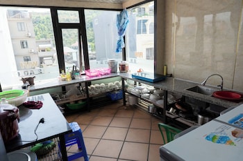 12 ao ca hotel