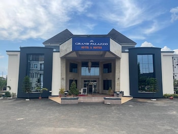 grand palazzo hotel and suites owerri