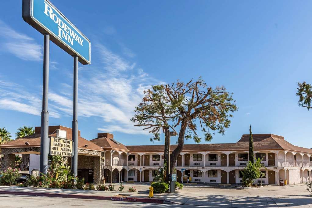 Rodeway Inn Magic Mountain Area,Granada Hills>>Castaic,2 star