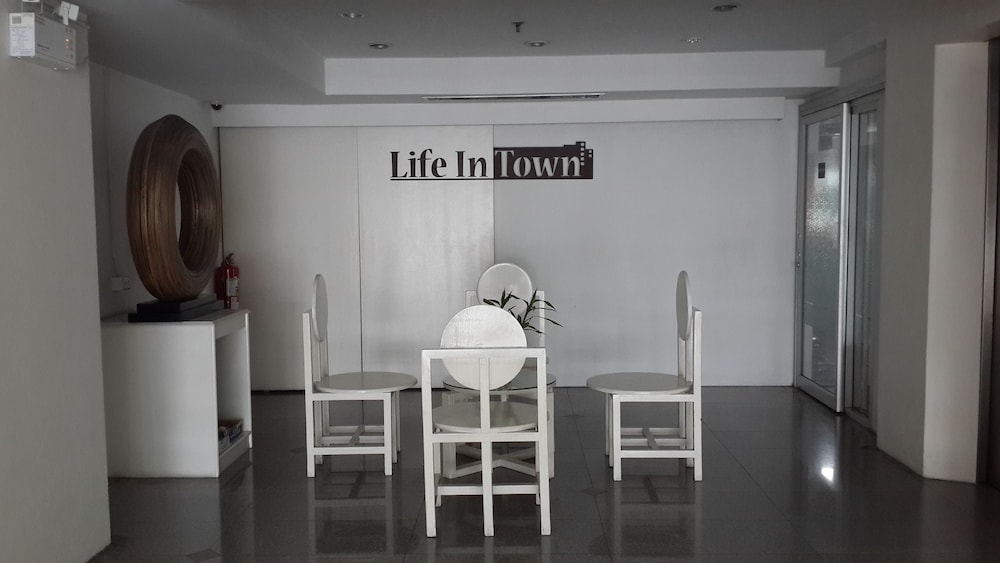 Life In Town Chiangmai,Hai Ya>>Chiang Mai,3 star