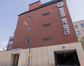 Browndot Hotel Andong Okdong,,3 star