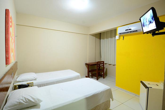 Hotel Imperial,Near Catedral De Santa Luzia,2 star