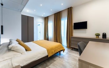 mazzini suites