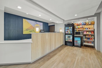 Spark By Hilton Milford Boston,,3 star