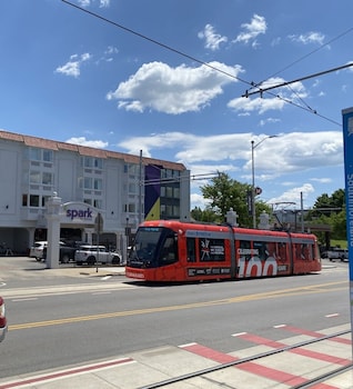 spark by hilton kansas city plaza streetcar
