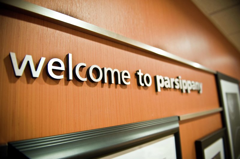 Hampton Inn & Suites Parsippany/North,Morris Plains>>Denville,3 star