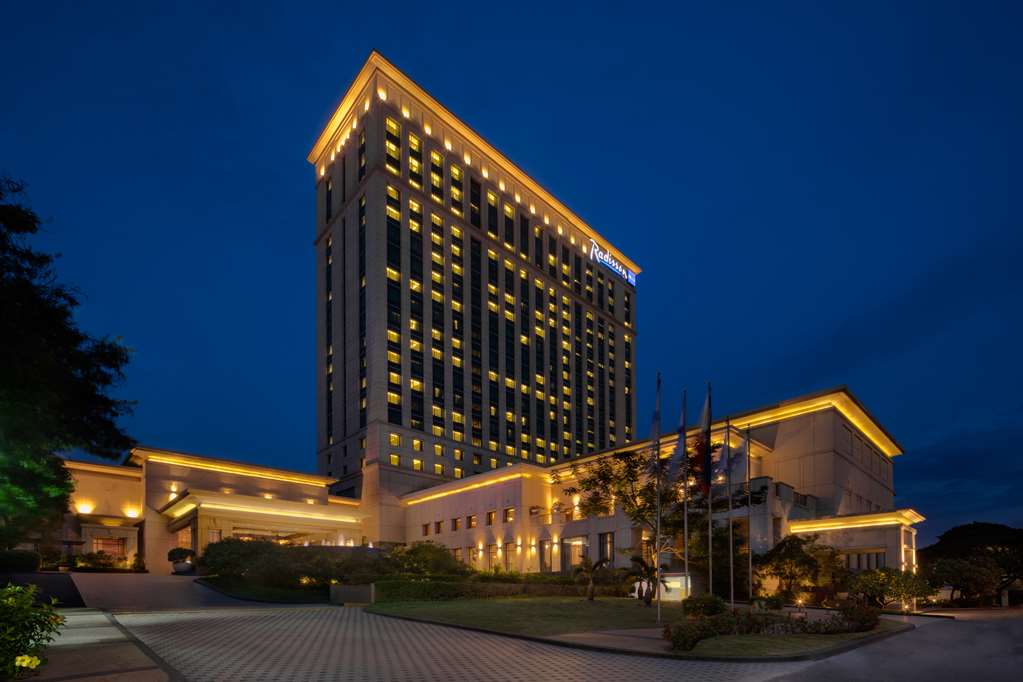 Radisson Blu Cebu,Cebu>>Balamban,5 star