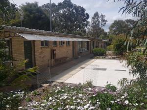 Grampians View Cottages And Units