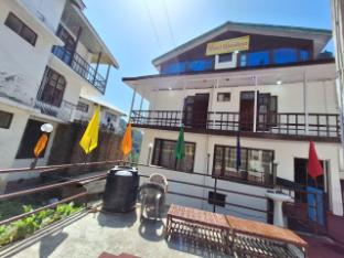 Hotel Himalaya,,2 star