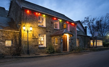 Trewern Arms Hotel