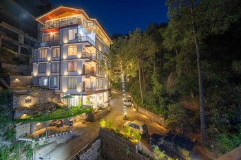 the chalet homestay