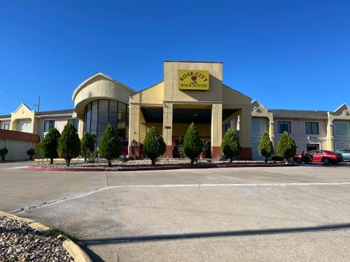 rose city inn and suites