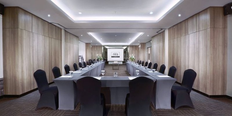 Hotel Neo Malioboro By Aston