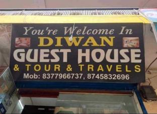 Diwan Guest House 1 Km Nizamudin Station Delhi,,5 star