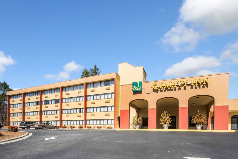Clarion Pointe Sylva Near Cherokee Area,Dillsboro>>Cherokee,3 star