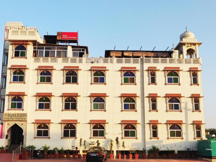Kalyan Heritage,Kanota>>Jaipur,3 star