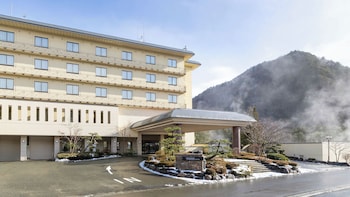 Ooedo Onsen Monogatari Premium Iwatehanamaki,,2 star